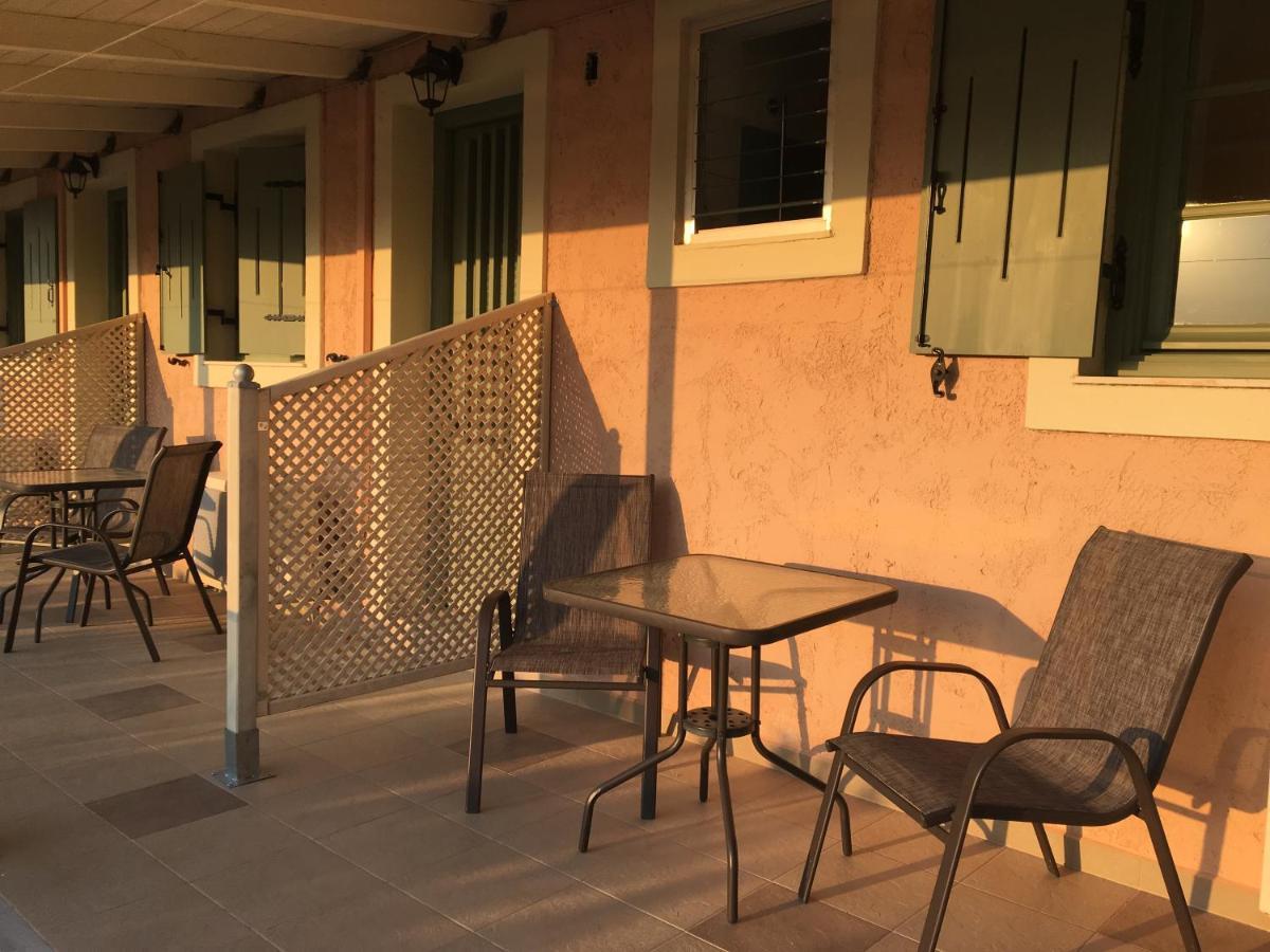 Despina Studios And Apartments Ласі Екстер'єр фото