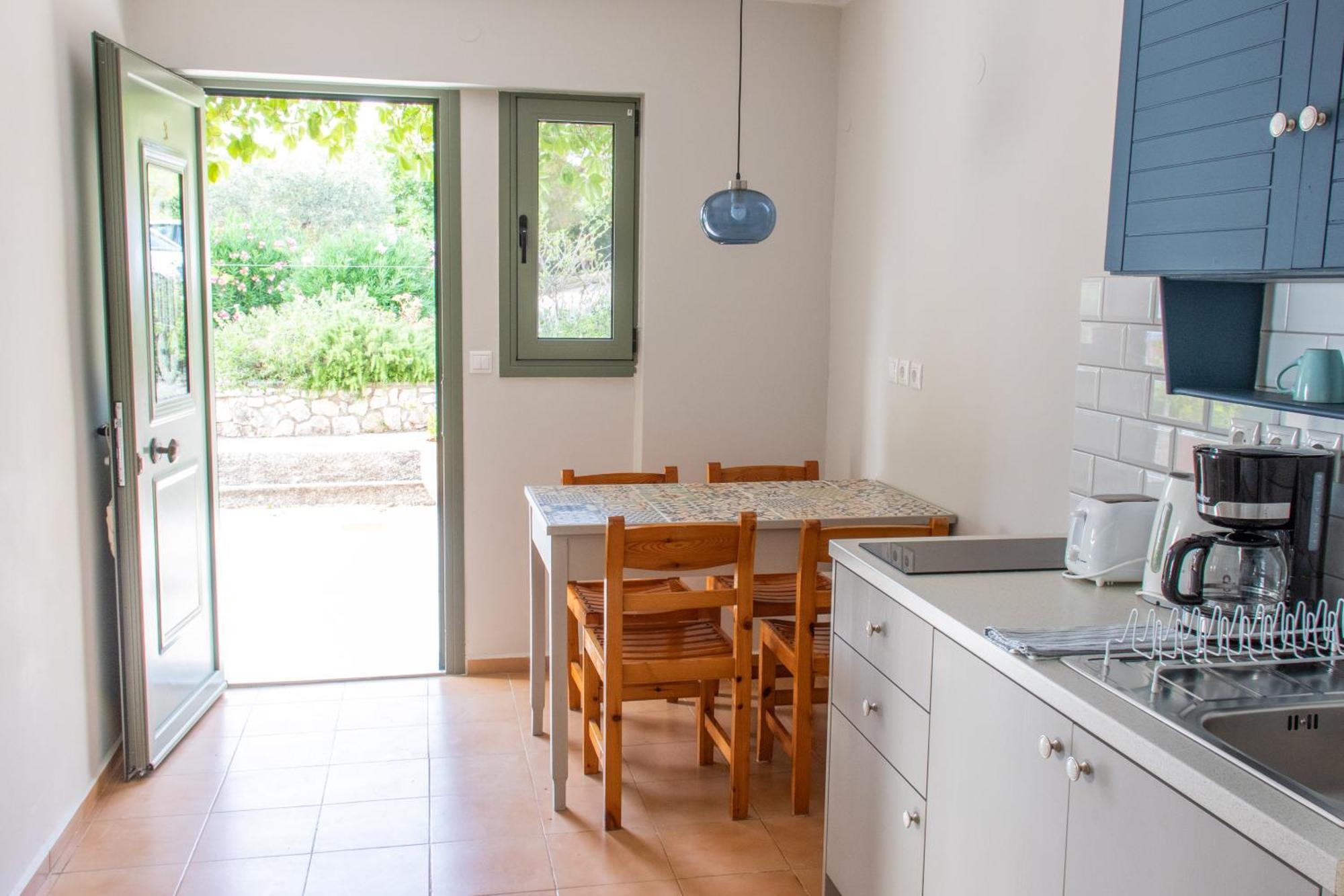 Despina Studios And Apartments Ласі Екстер'єр фото