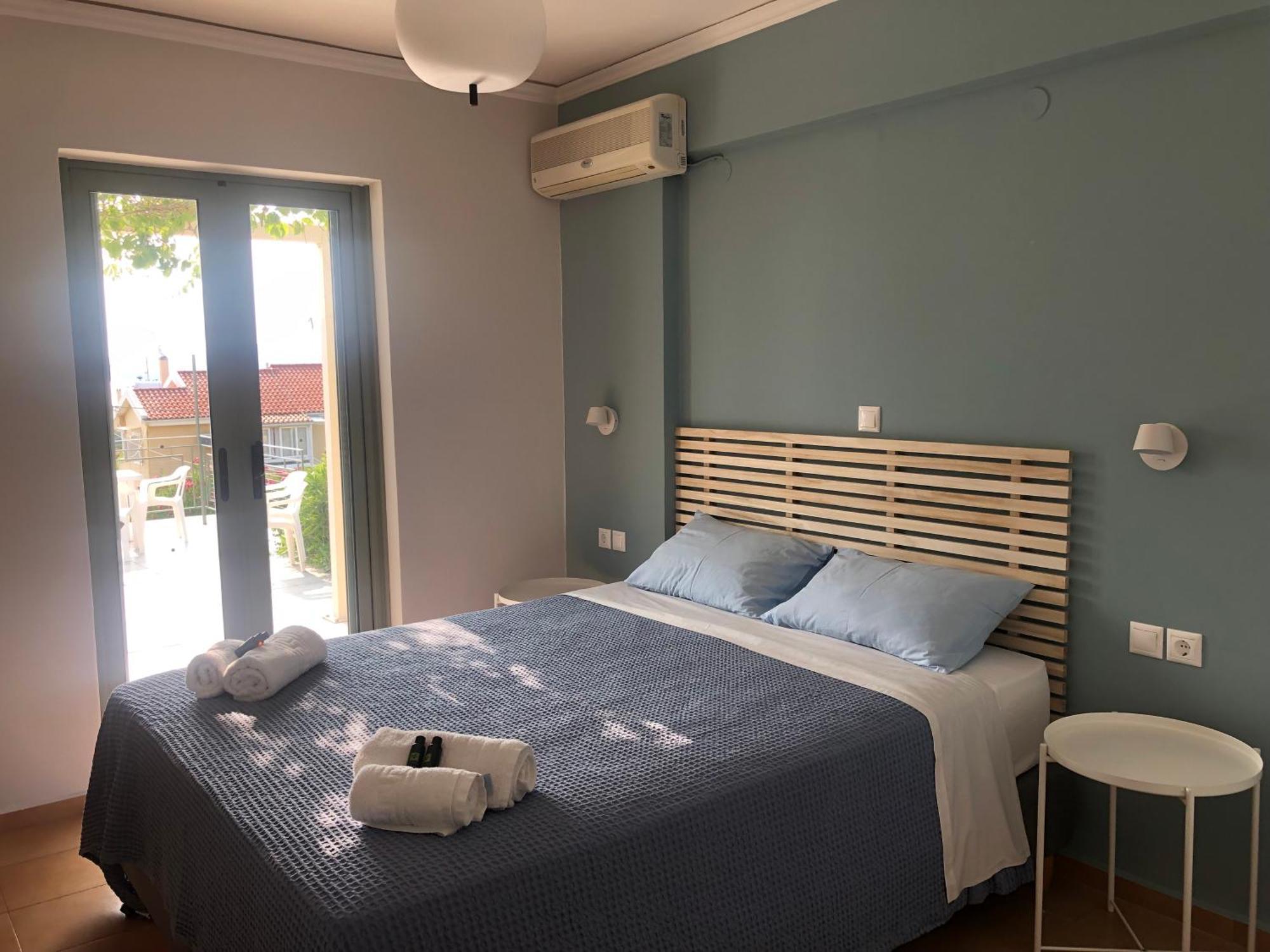 Despina Studios And Apartments Ласі Екстер'єр фото